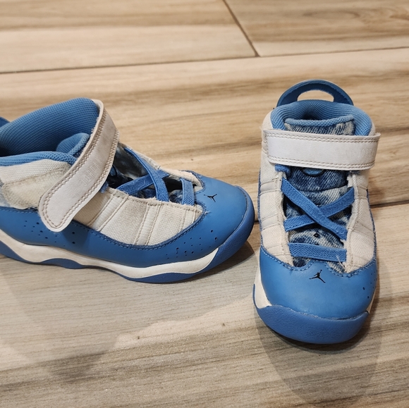 Jordans - Picture 3 of 5